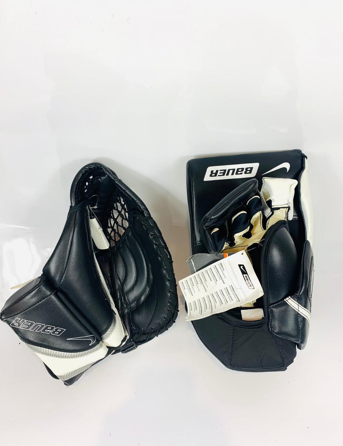 Nike Bauer one 75 Glove and Blocker