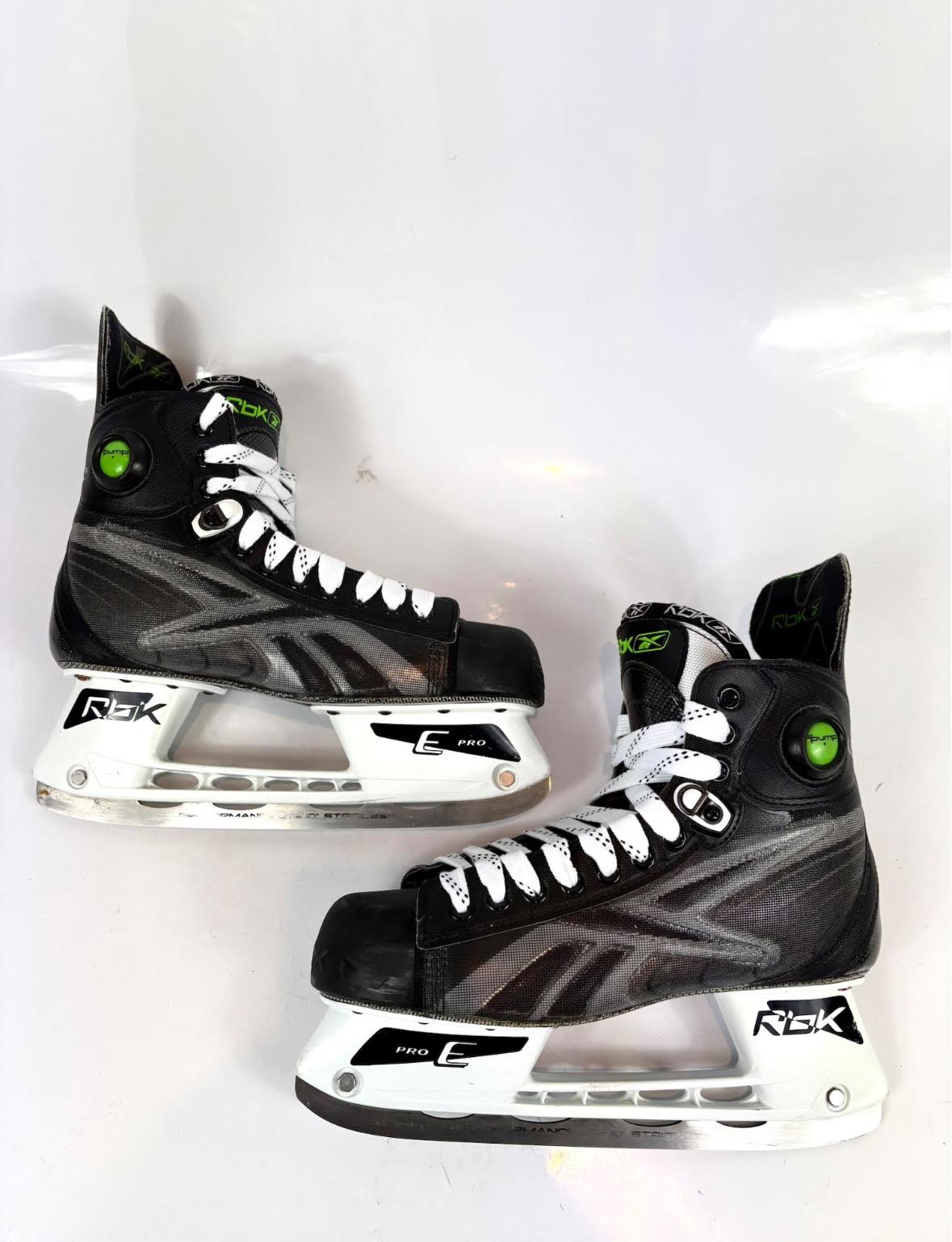 Reebok Pump 8k skates